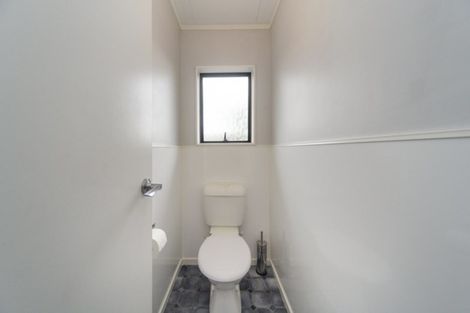 Photo of property in 75 Geraldine Crescent, Cloverlea, Palmerston North, 4412