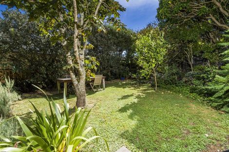Photo of property in 26 Wicklow Road, Narrow Neck, Auckland, 0622