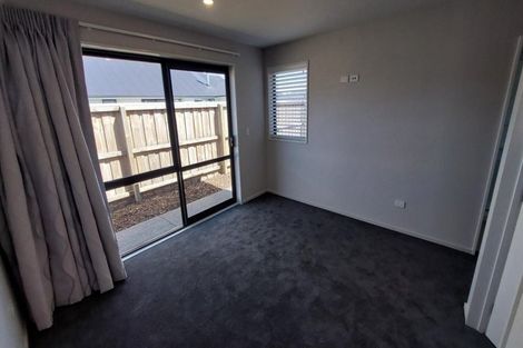 Photo of property in 130 Shillingford Boulevard, Rolleston, 7615