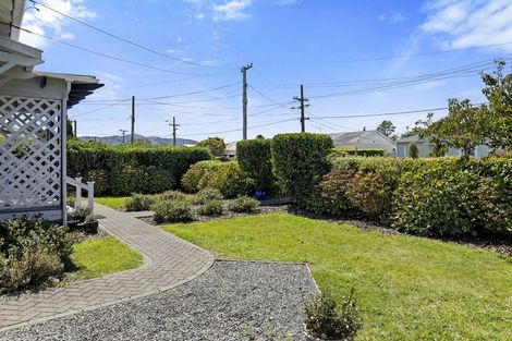 Photo of property in 52 York Street, Moera, Lower Hutt, 5010