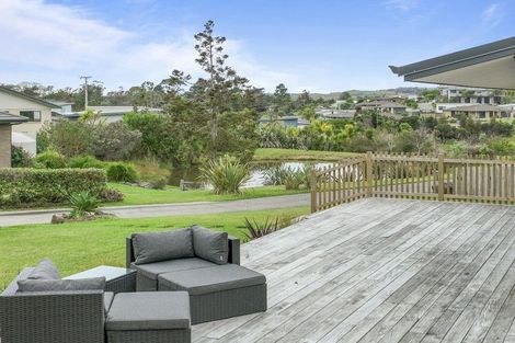 Photo of property in 11 Wharuka Glade, Mangawhai, 0505