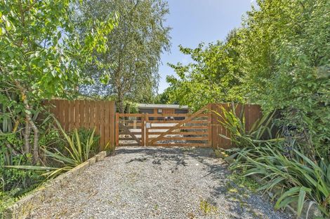 Photo of property in 16 Bay Road, Oxford, 7430