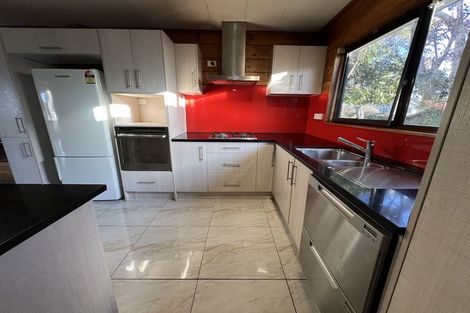 Photo of property in 6 Gardone Terrace, Conifer Grove, Takanini, 2112