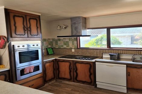 Photo of property in 98 Boucher Avenue, Te Puke, 3119