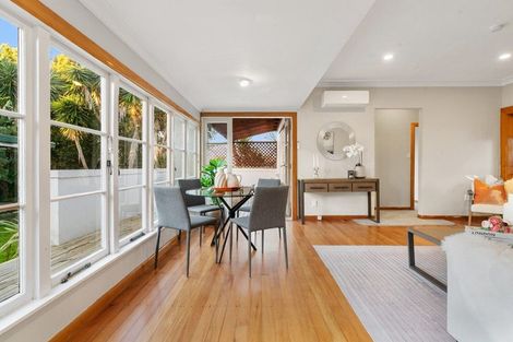 Photo of property in 55 Eastglen Road, Glen Eden, Auckland, 0602