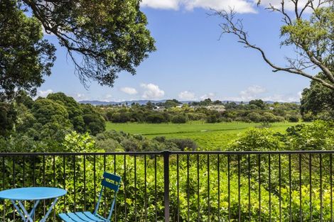 Photo of property in 48a Sunny Brae Crescent, Westmere, Auckland, 1022