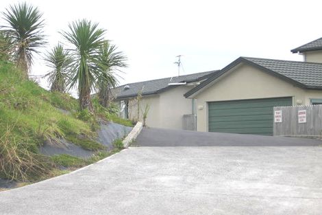 Photo of property in 10 Bayview Road, Bayview, Auckland, 0629