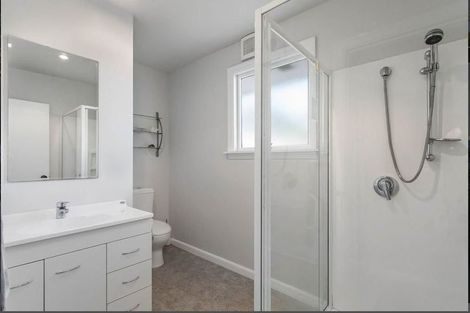 Photo of property in 2/200 Waimairi Road, Ilam, Christchurch, 8041