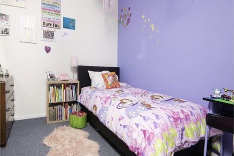 Photo of property in 17 Market Street, Picton, 7220