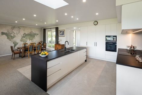 Photo of property in 300 Grove Road, Te Pahu, Hamilton, 3285