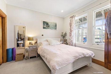 Photo of property in 15 Herald Terrace, Berhampore, Wellington, 6023