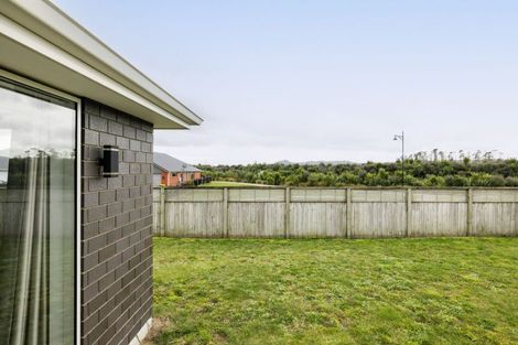 Photo of property in 13 Hehan Close, Cambridge, 3434