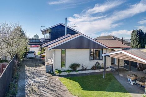 Photo of property in 399 Yaldhurst Road, Russley, Christchurch, 8042