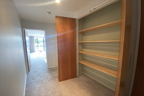 Photo of property in 50b Hawker Street, Mount Victoria, Wellington, 6011