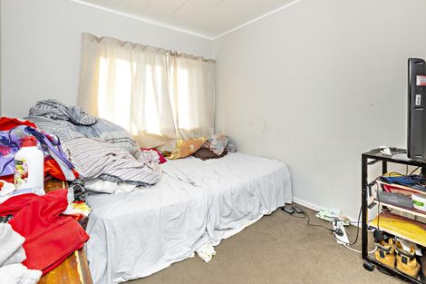 Photo of property in 3/22 Barneys Farm Road, Clendon Park, Auckland, 2103