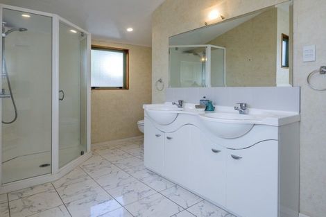 Photo of property in 37 Manuka Street, Otaki Beach, Otaki, 5512