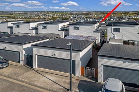 Photo of property in 54 Ascension Crescent, Orewa, 0931