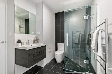 Photo of property in 208/19 Rawene Road, Birkenhead, Auckland, 0626