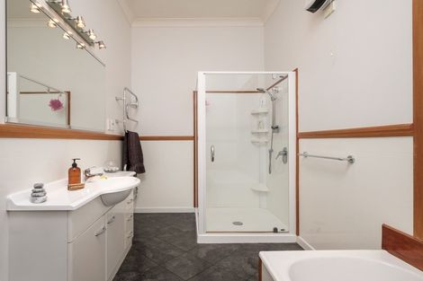Photo of property in 19 Mangapapa Road, Mangapapa, Gisborne, 4010