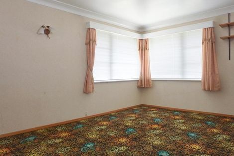 Photo of property in 5 Bowater Place, Manurewa, Auckland, 2102