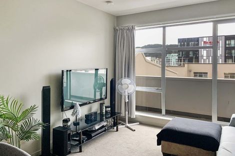 Photo of property in City Lodge Apartments, 401/115 Vivian Street, Te Aro, Wellington, 6011