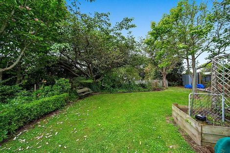 Photo of property in 6 Galt Street, Hawera, 4610