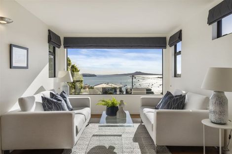 Photo of property in 40 Takutai Avenue, Bucklands Beach, Auckland, 2012