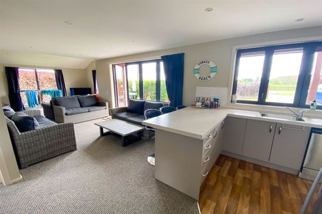 Photo of property in 103 Cashmere Bay Road, Moana, 7875