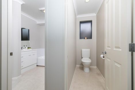 Photo of property in 1042a Heaphy Terrace, Fairfield, Hamilton, 3214