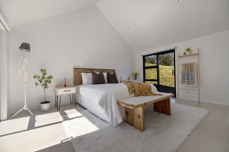 Photo of property in 37 Hackett Road, Jacks Point, Queenstown, 9371