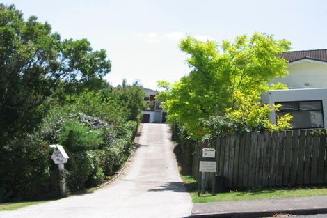 Photo of property in 1/5 Stott Avenue, Birkdale, Auckland, 0626