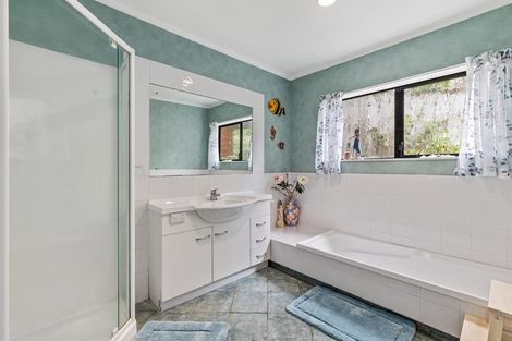 Photo of property in 41 Kate Sheppard Avenue, Torbay, Auckland, 0630