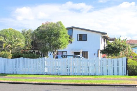 Photo of property in 38 Charntay Avenue, Clover Park, Auckland, 2019