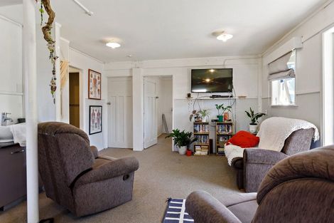 Photo of property in 1a Bruce Street, Whitianga, 3510