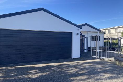 Photo of property in 27 Eskdale Road, Papakowhai, Porirua, 5024