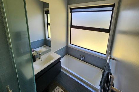 Photo of property in 69 Tawavale Street, Pukehangi, Rotorua, 3015