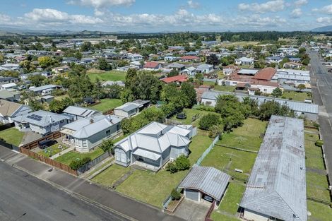 Photo of property in 44 Gordon Street, Dannevirke, 4930