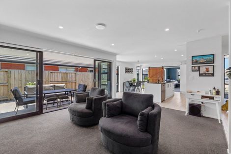 Photo of property in 80 Dunkeld Drive, Papamoa, 3118