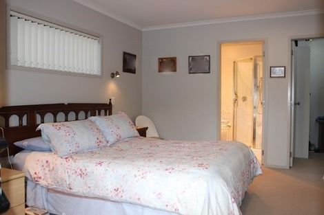 Photo of property in 12 Putaka Place, Papamoa Beach, Papamoa, 3118