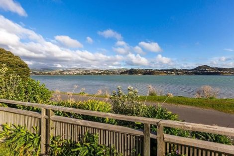 Photo of property in 19a Motukaraka Point, Pauatahanui, Porirua, 5381