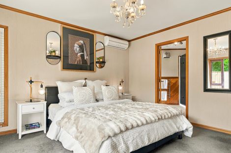 Photo of property in 12 Clare Street, Cambridge, 3434