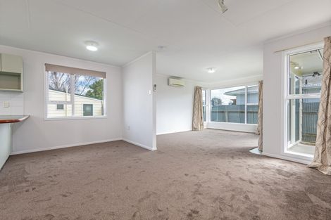 Photo of property in 18 Acacia Street, Kelvin Grove, Palmerston North, 4414