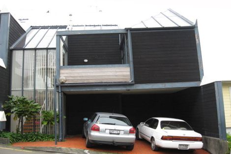 Photo of property in 25 Clermont Terrace, Kelburn, Wellington, 6012