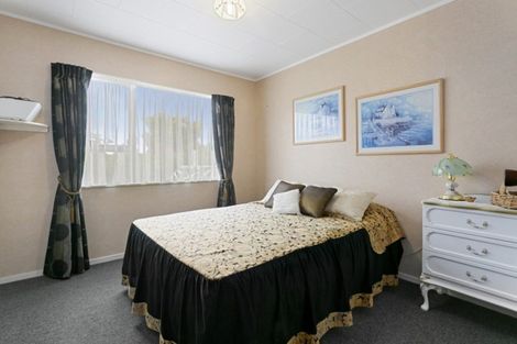 Photo of property in 6 Hampstead Place, Richmond Heights, Taupo, 3330