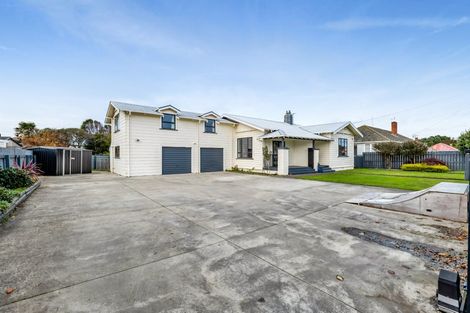 Photo of property in 16 Dixon Avenue, Hawera, 4610