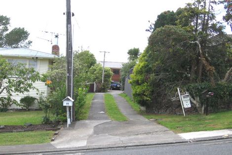 Photo of property in 2/23 Marsh Avenue, Forrest Hill, Auckland, 0620