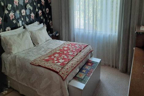 Photo of property in 11 Beaumont Place, Westbrook, Palmerston North, 4412