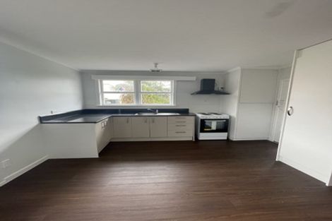 Photo of property in 12 Mawney Road, Henderson, Auckland, 0610