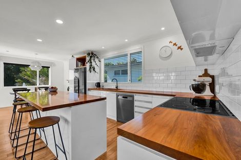 Photo of property in 185 Mangorei Road, Merrilands, New Plymouth, 4312
