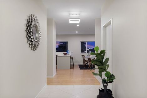 Photo of property in 20 Mulroy Place, Pinehill, Auckland, 0632